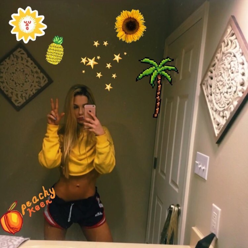 Meet your Posher, Briana